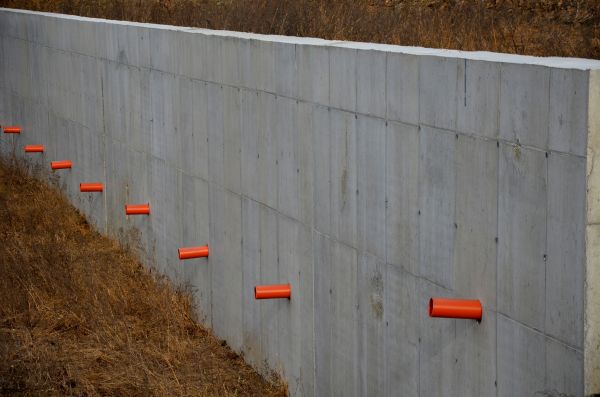 Cost of Retaining Wall Drainage in Westlake